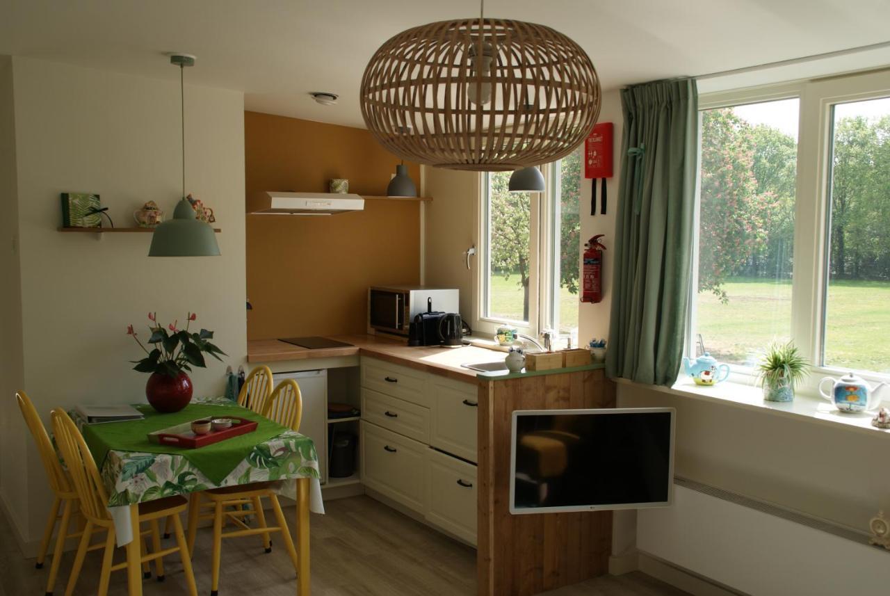 Vakantieboerderij 'T Zand - Appartement Heeswijk-Dinther Dış mekan fotoğraf