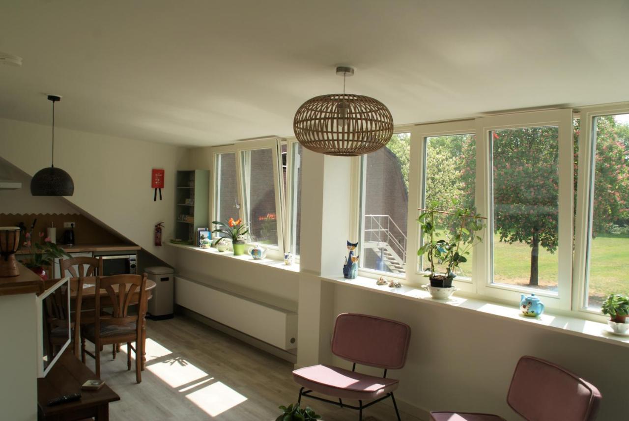 Vakantieboerderij 'T Zand - Appartement Heeswijk-Dinther Dış mekan fotoğraf